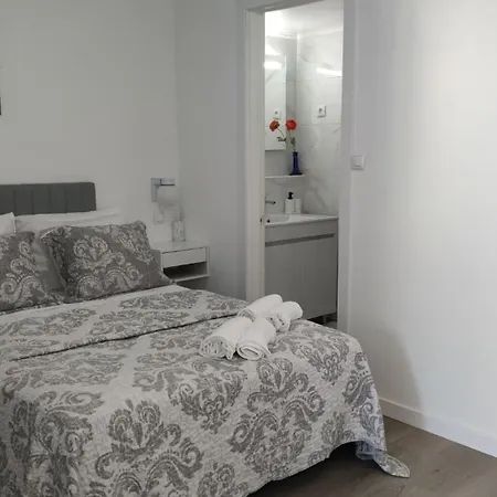 Casa Wania Tarik 公寓 *