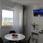 Casa Wania Tarik 公寓 *